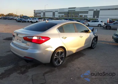 2014 Kia Forte Ex z USA, uszkodzony, nr VIN KNAFX4A83E5085487
